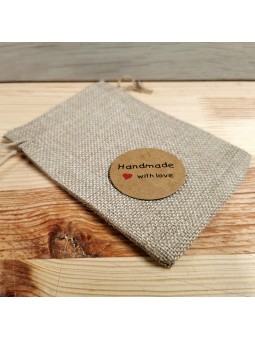 Petit sac de jute avec étiquette "Hand made with love"